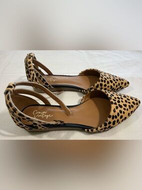 Crown Vintage Leopard Print Pointed Erenawet Calf Haired Flats . Size 6
